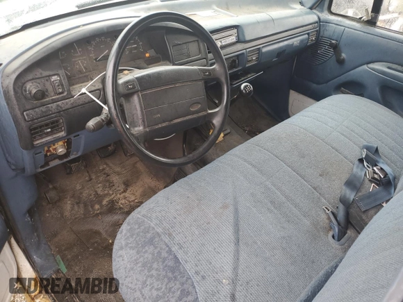 1996 Ford Bronco XL z VIN 1FMEU15N7TLB20204, wystawiony jako Copart lot #58887615 z przebiegiem 214 944 mil mil oraz Czysty tytuł • Clean title. Historia ofert i sprzedaży dostępna na DreamBid. Obrazek 8.