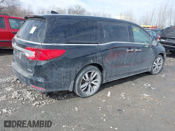 2018 Honda Odyssey Elite with VIN 5FNRL6H96JB079780, listed as a IAAI auction lot 41804787 with 62,861 mi miles. Bid and sale history available at carsss.com. Image 4.