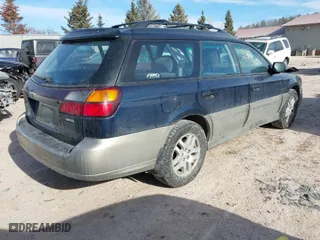 2000 Subaru Legacy Wagon Outback w/RB Equip with VIN 4S3BH6654Y7606525, listed as a IAAI auction lot 41442018 with 125,818 mi miles. Bid and sale history available at carsss.com. Image 4.