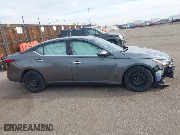 2020 Nissan Altima S with VIN 1N4BL4BVXLC226197, listed as a IAAI auction lot 41501189 with 77,611 mi miles and . Bid and sale history available at DreamBid. Image 12.