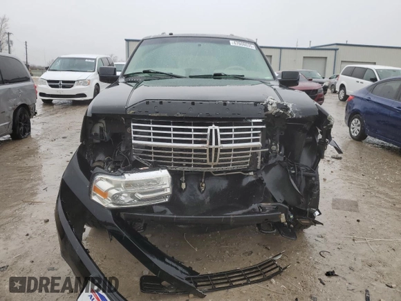 2008 Lincoln Navigator with VIN 5LMFL28528LJ19894, listed as a Copart auction lot 47608635 with 250,569 mi miles and Salvage title. Bid and sale history available at DreamBid. Image 5.
