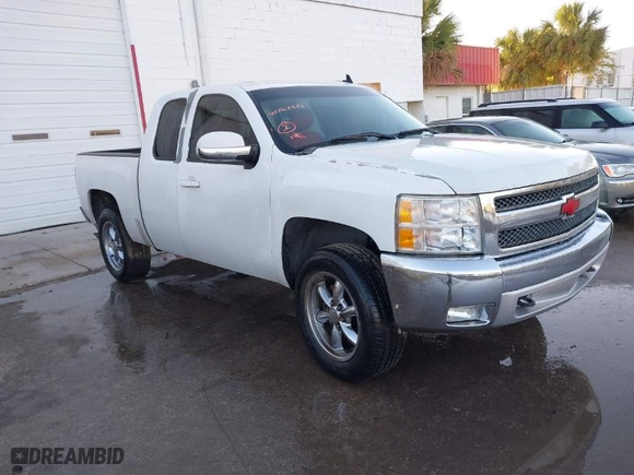 2007 Chevrolet Silverado 1500 LT w/1LT with VIN 1GCEK19J57Z507841, listed as a IAAI auction lot 41767893 with 334,294 mi miles. Bid and sale history available at carsss.com. Image 1.
