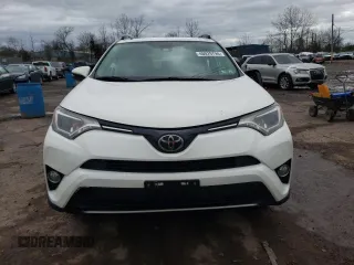 2018 Toyota RAV4 XLE z VIN JTMRFREVXJJ722554, wystawiony jako Copart lot #55285574 z przebiegiem 148 794 mil mil oraz Szkoda całkowita • Salvage title. Historia ofert i sprzedaży dostępna na DreamBid. Obrazek 5.