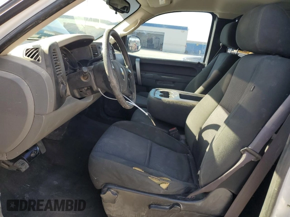 2010 Chevrolet Silverado 1500 LS with VIN 1GCSCREA9AZ246967, listed as a Copart auction lot 52931675 with 130,368 mi miles and Clean Title. Bid and sale history available at carsss.com. Image 7.