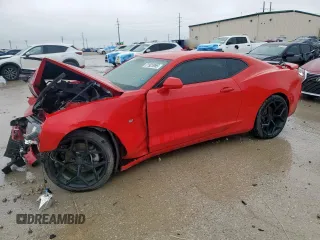 2017 Chevrolet Camaro 1LT z VIN 1G1FB1RX7H0144918, wystawiony jako Copart lot #51923955 z przebiegiem Nie podano mil oraz Szkoda całkowita • Salvage title. Historia ofert i sprzedaży dostępna na DreamBid. Obrazek 1.