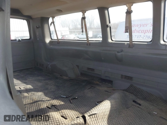 2007 Chevrolet Express Passenger z VIN 1GAHG39U571200083, wystawiony jako IAAI lot #41763512 z przebiegiem 288 421 mil mil oraz . Historia ofert i sprzedaży dostępna na DreamBid. Obrazek 8.
