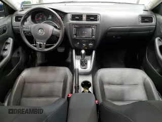 2012 Volkswagen Jetta SE z VIN 3VWDP7AJ5CM410644, wystawiony jako Copart lot #56464105 z przebiegiem 97 486 mil mil oraz Szkoda całkowita • Salvage title. Historia ofert i sprzedaży dostępna na DreamBid. Obrazek 8.