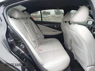 2023 Infiniti Q50 Sensory z VIN JN1EV7CP9PM511527, wystawiony jako IAAI lot #42490195 z przebiegiem 34 031 mil mil oraz . Historia ofert i sprzedaży dostępna na DreamBid. Obrazek 8.