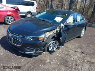 2018 Chevrolet Malibu LS with VIN 1G1ZB5ST3JF118525, listed as a IAAI auction lot 41857116 with 9,522 mi miles. Bid and sale history available at carsss.com. Image 2.