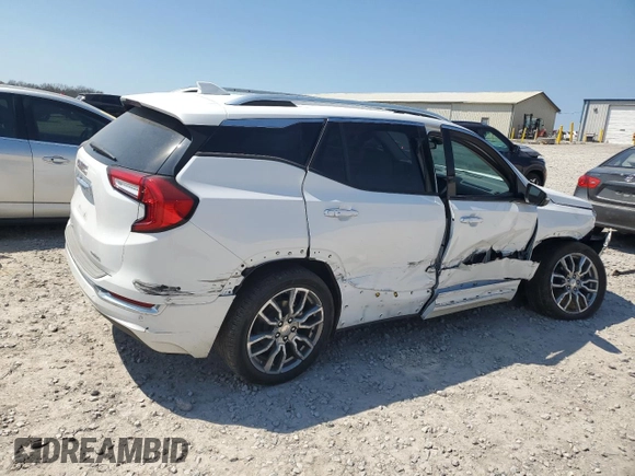 2022 GMC Terrain Denali with VIN 3GKALXEV2NL226743, listed as a Copart auction lot 50572075 with 19,390 mi miles and Salvage title. Bid and sale history available at DreamBid. Image 3.