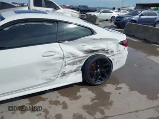 2025 BMW 4 Series M440i с VIN WBA73DA08SCT12903, выставлен на аукционе IAAI как лот 42461458 с пробегом Не указан миль и . История ставок и продаж доступна на DreamBid. Изображение 6.