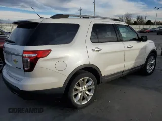 2013 Ford Explorer XLT with VIN 1FM5K7D83DGC19617, listed as a Copart auction lot 50231925 with 184,027 mi miles and Salvage Title. Bid and sale history available at DreamBid. Image 3.