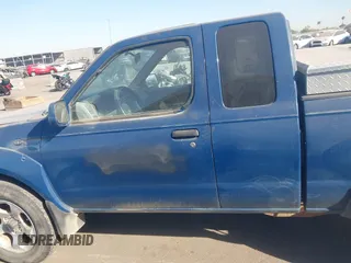2001 Nissan Frontier 4WD SVE SuperCharger with VIN 1N6MD26Y11C368926, listed as a IAAI auction lot 41054779 with 182,621 mi miles. Bid and sale history available at carsss.com. Image 14.