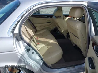 2005 Jaguar XJ with VIN SAJWA79C05SG45650, listed as a IAAI auction lot 41262315 with 76,127 mi miles. Bid and sale history available at carsss.com. Image 8.