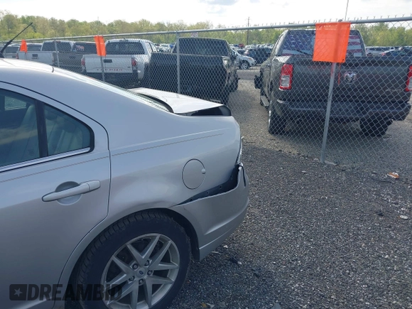 2010 Ford Fusion SEL with VIN 3FAHP0JA7AR310398, listed as a IAAI auction lot 42153180 with 191,762 mi miles and . Bid and sale history available at DreamBid. Image 6.