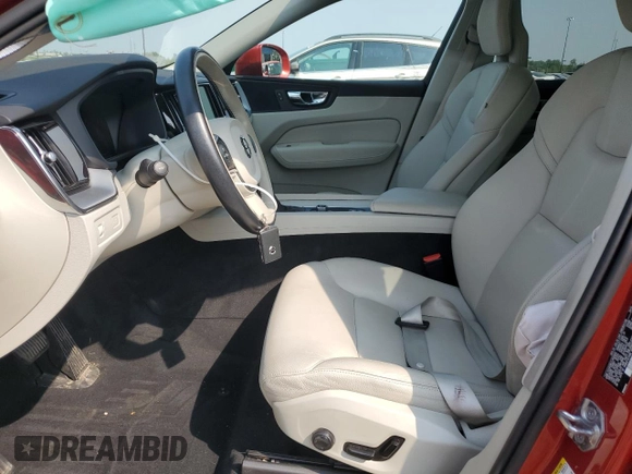 2018 Volvo XC60 Momentum with VIN YV4102RK7J1029914, listed as a Copart auction lot 59090615 with 48,810 mi miles and Clean title. Bid and sale history available at DreamBid. Image 7.