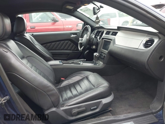 2011 Ford Mustang V6 with VIN 1ZVBP8AM9B5153645, listed as a IAAI auction lot 42109795 with 124,055 mi miles and . Bid and sale history available at carsss.com. Image 5.