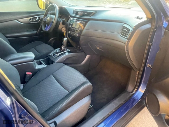 2017 Nissan Rogue SV with VIN KNMAT2MT0HP558476, listed as a Copart auction lot 45777625 with 145,645 mi miles and Clean Title. Bid and sale history available at carsss.com. Image 5.