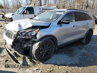 2019 Kia Sorento S V6 with VIN 5XYPGDA52KG584555, listed as a Copart auction lot 83802094 with 45,079 mi miles and Salvage Title. Bid and sale history available at carsss.com. Image 1.