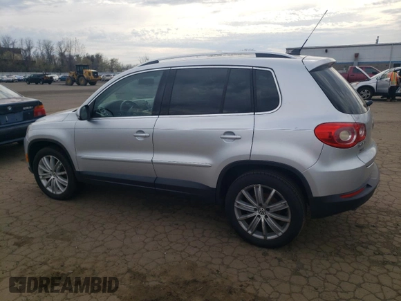 2010 Volkswagen Tiguan Wolfsburg Edition with VIN WVGAV7AX4AW000863, listed as a Copart auction lot 53967005 with 146,788 mi miles and Clean title. Bid and sale history available at DreamBid. Image 2.