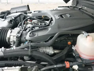 2021 Jeep Wrangler Unlimited Sahara Altitude z VIN 1C4HJXEG2MW622665, wystawiony jako IAAI lot #42257397 z przebiegiem 36 406 mil mil oraz . Historia ofert i sprzedaży dostępna na DreamBid. Obrazek 19.