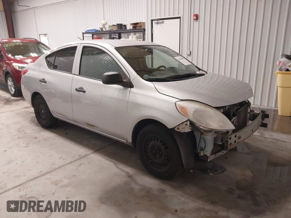 2014 Nissan Versa SV with VIN 3N1CN7AP0EL810308, listed as a IAAI auction lot 41380598 with 134,218 mi miles and . Bid and sale history available at carsss.com. Image 1.