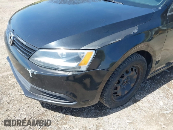 2014 Volkswagen Jetta Sedan SE w/Connectivity/Sunroof PZEV with VIN 3VWD17AJ0EM396110, listed as a IAAI auction lot 42089131 with 170,593 mi miles. Bid and sale history available at carsss.com. Image 6.