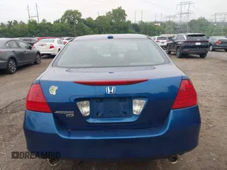 2006 Honda Accord EX-L z VIN 1HGCM66526A010086, wystawiony jako IAAI lot #42372718 z przebiegiem 167 238 mil mil oraz . Historia ofert i sprzedaży dostępna na DreamBid. Obrazek 17.