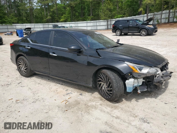 2019 Nissan Altima S z VIN 1N4BL4BV1KC148441, wystawiony jako Copart lot #54122535 z przebiegiem 129 240 mil mil oraz Szkoda całkowita • Salvage title. Historia ofert i sprzedaży dostępna na DreamBid. Obrazek 4.
