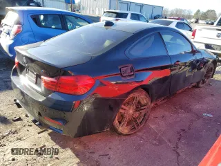 2015 BMW M4 with VIN WBS3R9C54FK334438, listed as a Copart auction lot 40663324 with 0 mi miles. Bid and sale history available at carsss.com. Image 3.
