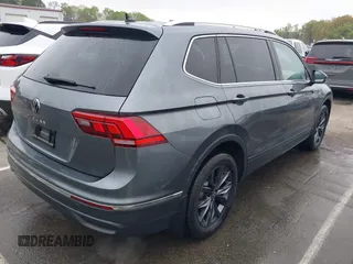 2022 Volkswagen Tiguan SE with VIN 3VV3B7AX7NM008114, listed as a IAAI auction lot 41843315 with 42,016 mi miles and . Bid and sale history available at DreamBid. Image 4.