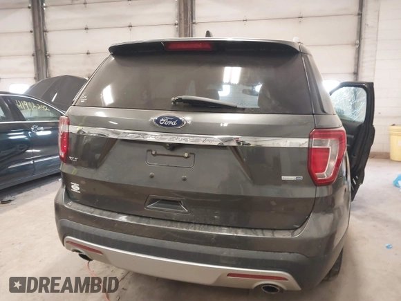 2017 Ford Explorer XLT z VIN 1FM5K8DH0HGD01798, wystawiony jako IAAI lot #41943235 z przebiegiem 142 422 mil mil oraz . Historia ofert i sprzedaży dostępna na DreamBid. Obrazek 16.
