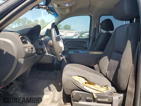 2011 Chevrolet Tahoe Commercial with VIN 1GNLC2E03BR280821, listed as a Copart auction lot 55239215 with 325,861 mi miles and Salvage title. Bid and sale history available at DreamBid. Image 7.