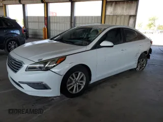 2015 Hyundai Sonata SE z VIN 5NPE24AF1FH012065, wystawiony jako Copart lot #57481165 z przebiegiem 198 130 mil mil oraz Szkoda całkowita • Salvage title. Historia ofert i sprzedaży dostępna na DreamBid. Obrazek 1.