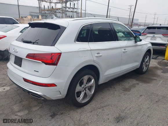 2023 Audi Q5 S line Premium Plus with VIN WA1EAAFY7P2197893, listed as a IAAI auction lot 41493560 with 13,853 mi miles. Bid and sale history available at carsss.com. Image 4.