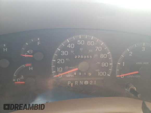 1998 Ford Expedition XLT z VIN 1FMPU18L7WLA74705, wystawiony jako Copart lot #82522704 z przebiegiem 275 355 mil mil oraz Szkoda całkowita • Salvage title. Historia ofert i sprzedaży dostępna na DreamBid. Obrazek 9.