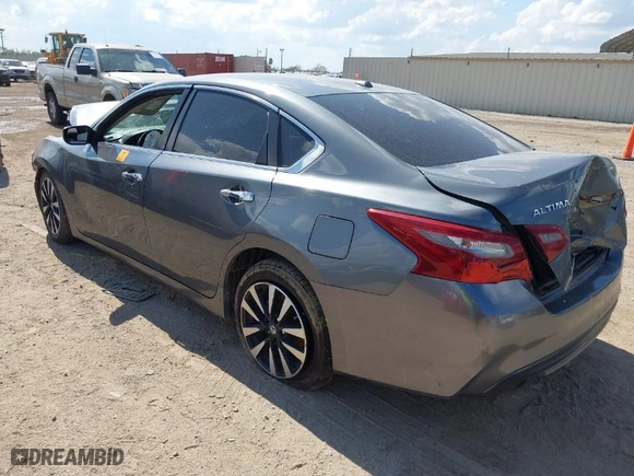 2018 Nissan Altima 2.5 S with VIN 1N4AL3AP3JC253358, listed as a IAAI auction lot 40384009 with 168,921 mi miles. Bid and sale history available at carsss.com. Image 3.