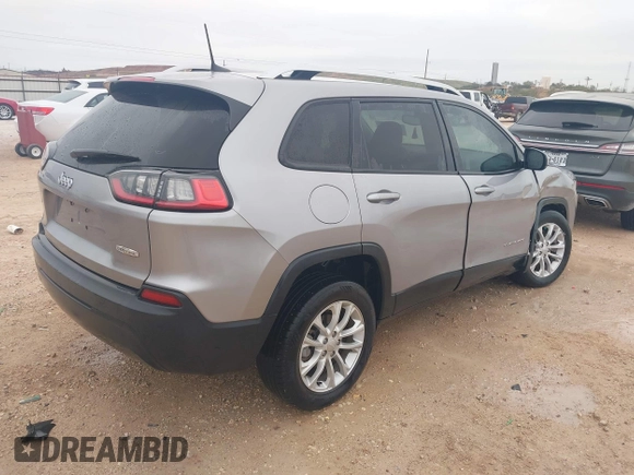 2021 Jeep Cherokee Latitude with VIN 1C4PJLCB7MD134643, listed as a IAAI auction lot 40922669 with 58,217 mi miles. Bid and sale history available at carsss.com. Image 4.