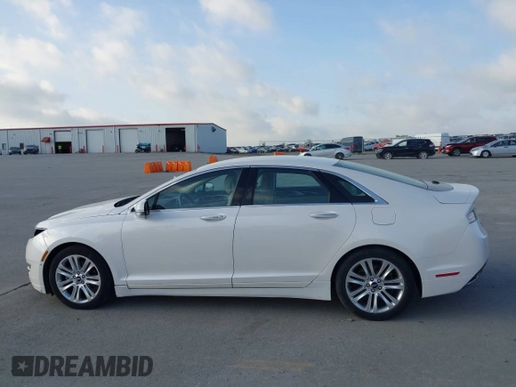 2016 Lincoln MKZ with VIN 3LN6L2JK0GR627283, listed as a IAAI auction lot 42271206 with 52,890 mi miles and . Bid and sale history available at DreamBid. Image 15.