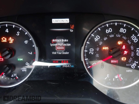 2020 Toyota RAV4 XLE with VIN JTMW1RFV0LD521893, listed as a IAAI auction lot 42701228 with 34,647 mi miles and . Bid and sale history available at DreamBid. Image 7.