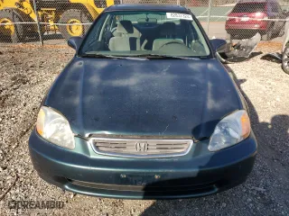 1998 Honda Civic EX with VIN 1HGEJ8642WL018276, listed as a Copart auction lot 82837324 with 217,713 mi miles and Salvage Title. Bid and sale history available at carsss.com. Image 5.