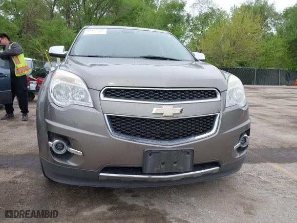 2011 Chevrolet Equinox LT w/2LT with VIN 2CNALPEC9B6469780, listed as a IAAI auction lot 42127506 with 201,537 mi miles. Bid and sale history available at carsss.com. Image 6.
