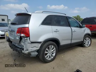 2011 Kia Sorento EX with VIN 5XYKU4A28BG053868, listed as a Copart auction lot 64379513 with 98,758 mi miles and Non Repairable. Bid and sale history available at carsss.com. Image 3.