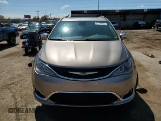 2017 Chrysler Pacifica Limited with VIN 2C4RC1GG2HR727536, listed as a Copart auction lot 51198855 with 108,494 mi miles and Salvage Title. Bid and sale history available at DreamBid. Image 5.