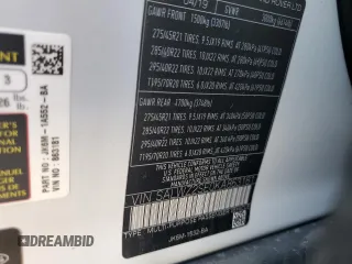 2019 Land Rover Range Rover Sport SVR z VIN SALWZ2SE0KA863181, wystawiony jako Copart lot #70410284 z przebiegiem 32 908 mil mil oraz Szkoda całkowita • Salvage title. Historia ofert i sprzedaży dostępna na DreamBid. Obrazek 12.
