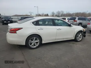2015 Nissan Altima SL z VIN 1N4AL3AP6FN344068, wystawiony jako Copart lot #44133995 z przebiegiem 108 794 mil mil oraz Szkoda całkowita • Salvage title. Historia ofert i sprzedaży dostępna na DreamBid. Obrazek 3.