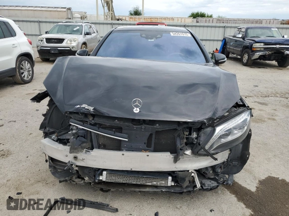 2015 Mercedes-Benz S 550 with VIN WDDUG8FBXFA079688, listed as a Copart auction lot 54261915 with 103,225 mi miles and Salvage Title. Bid and sale history available at DreamBid. Image 5.