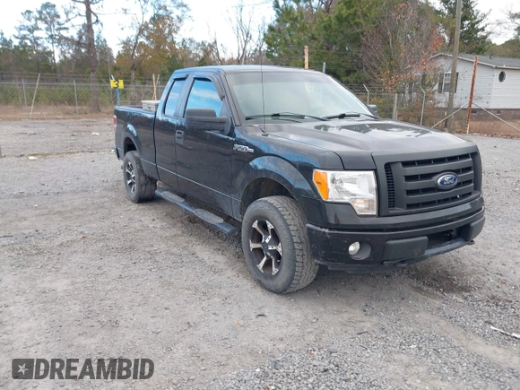2011 Ford F-150 XL with VIN 1FTEX1EM0BKD13642, listed as a IAAI auction lot 41171012 with 258,023 mi miles and . Bid and sale history available at carsss.com. Image 1.