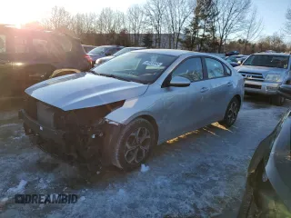 2020 Kia Forte LXS with VIN 3KPF24AD4LE245120, listed as a Copart auction lot 45423445 with 33,296 mi miles and Salvage Title. Bid and sale history available at carsss.com. Image 1.
