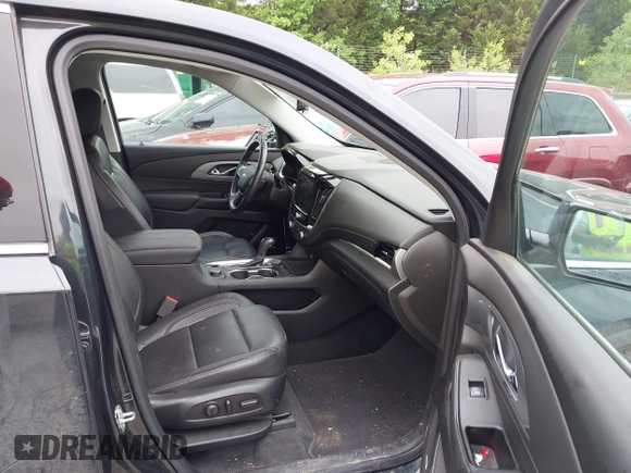 2020 Chevrolet Traverse LT with VIN 1GNERHKW4LJ174137, listed as a IAAI auction lot 42108220 with 69,761 mi miles and . Bid and sale history available at DreamBid. Image 5.